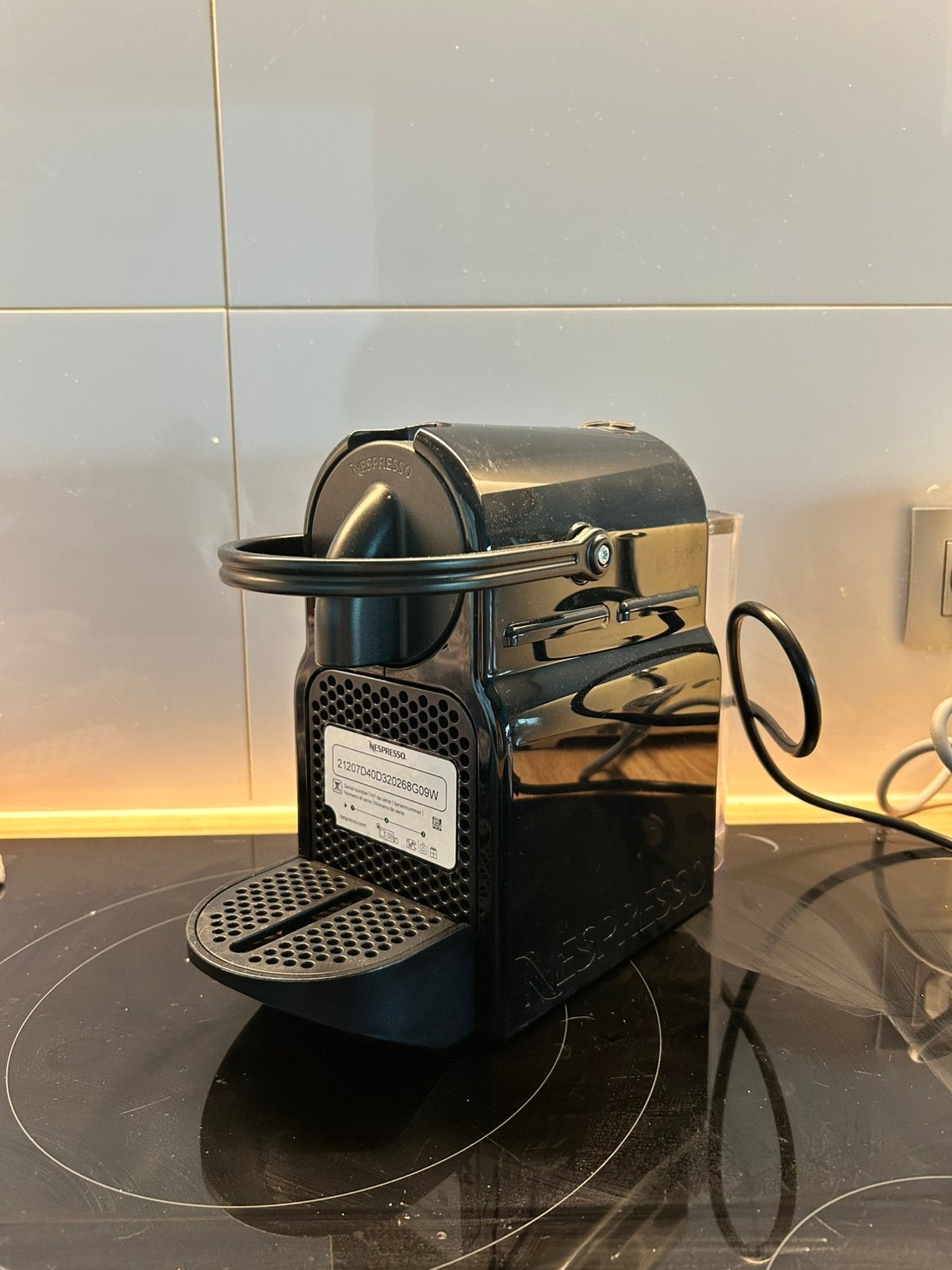Nespresso-apparaat, Elektronische apparatuur, Koffiezetapparaten, Ophalen, Gebruikt, Espresso apparaat, Koffiepads en cups