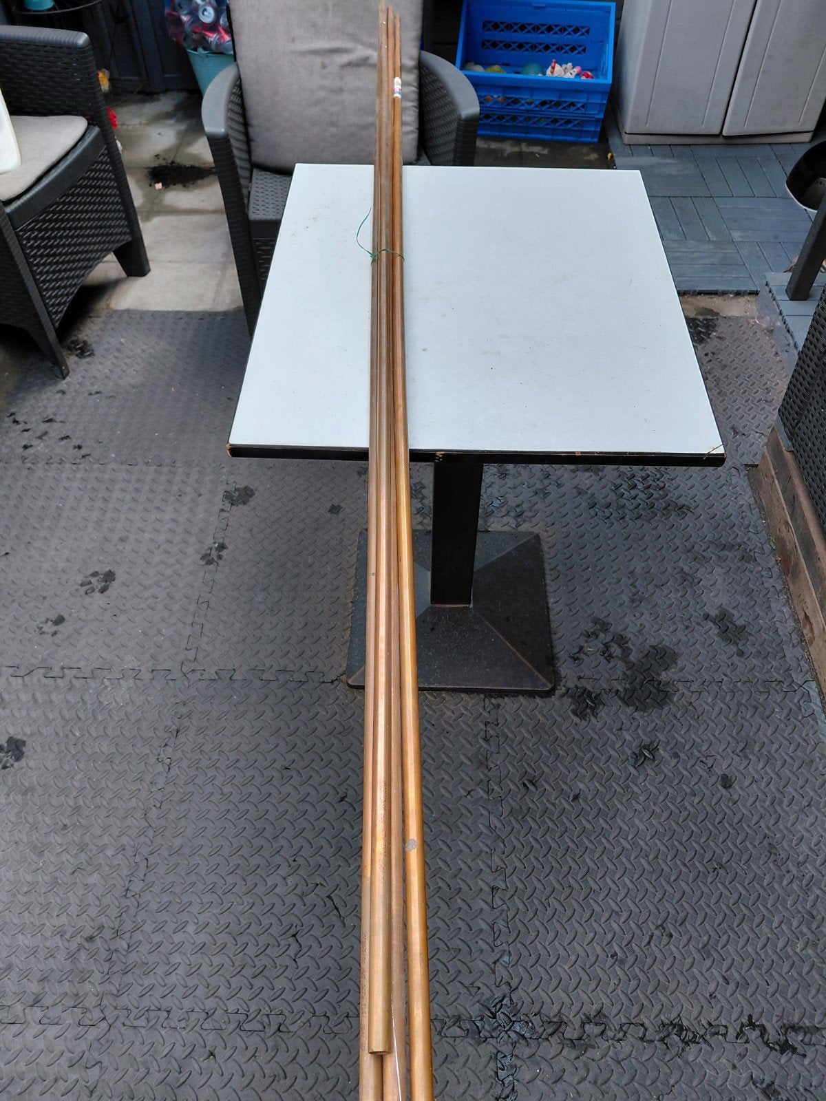 4 koperen buizen 15 1,95m en kleine wc lavabo met kraan, Ophalen, Kraan