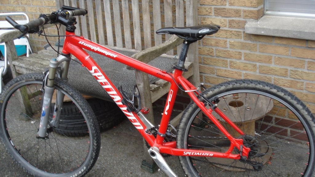 een specialized  montenbaick  stumpjumper, Vélos & Vélomoteurs, Vélos | VTT & Mountainbikes, Autres marques, Frein sur jante, Comme neuf