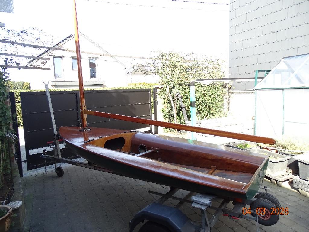 MOTH EUROPE ROLAND authentiek, Watersport en Boten, Ophalen, Gebruikt, Overige brandstoffen, Trailer