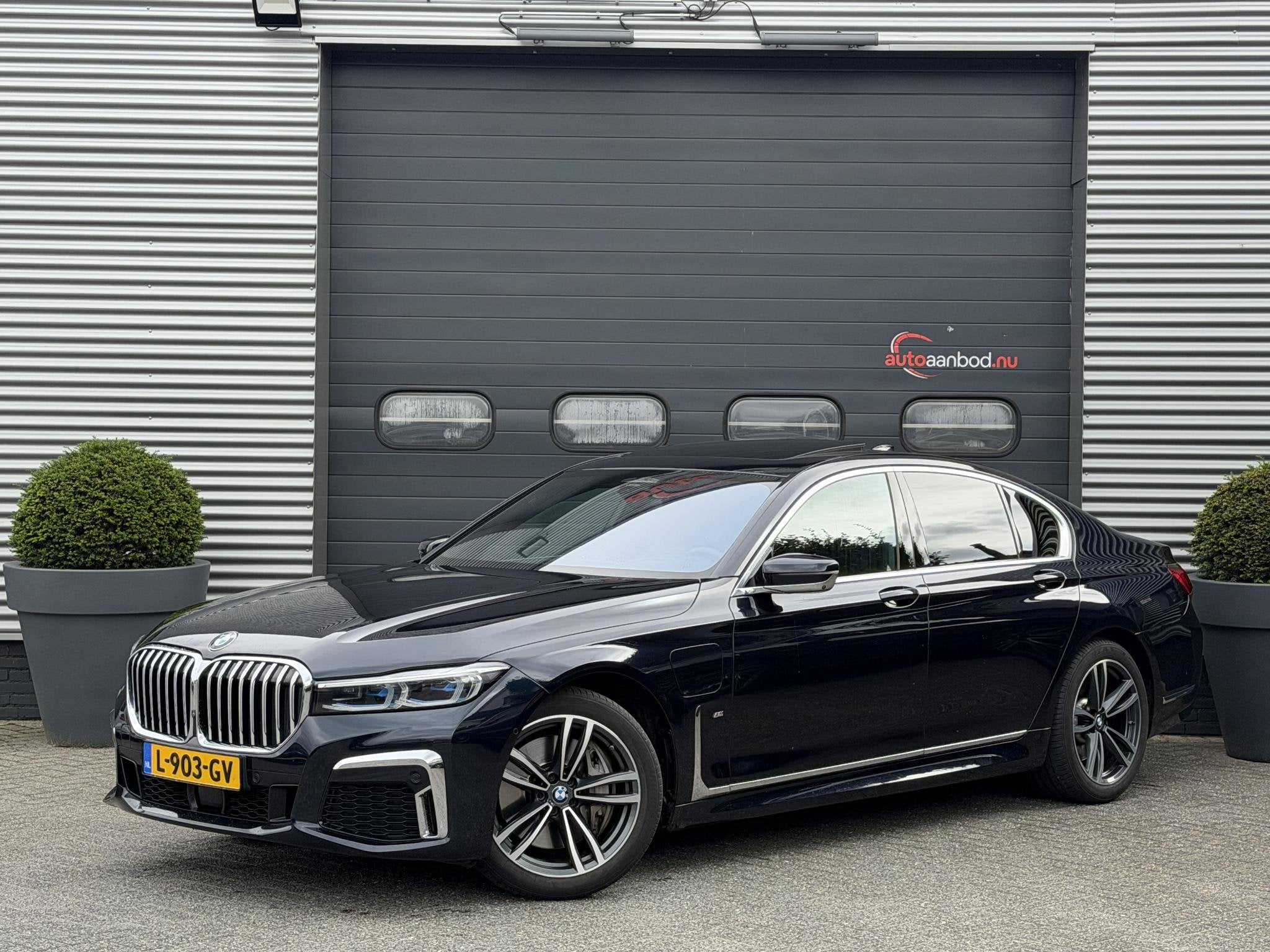 BMW 7 Serie 745e High Executive (automatique), Autos, Achat, Entreprise, Hybride rechargeable, Noir