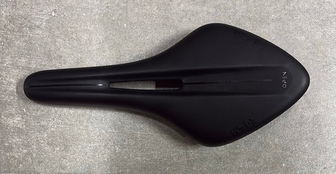 Fizik Arione R3 zadel, Fietsen en Brommers, Ophalen of Verzenden, Zo goed als nieuw, Racefiets, Zadel