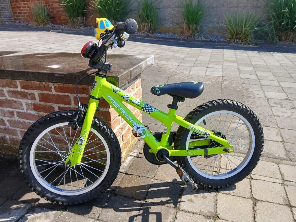 16" kinderfietsje in nieuwstaat met leuke accessoires!, Fietsen en Brommers, Ophalen