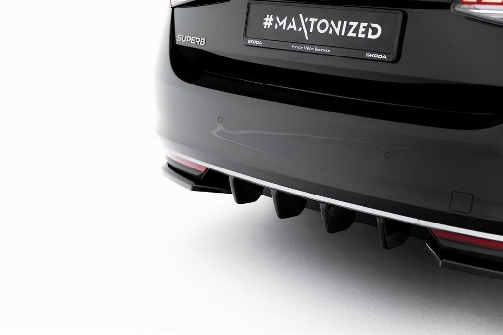 Maxton Design Skoda Superb Mk4 Central Rear Valance Spoiler, Verzenden