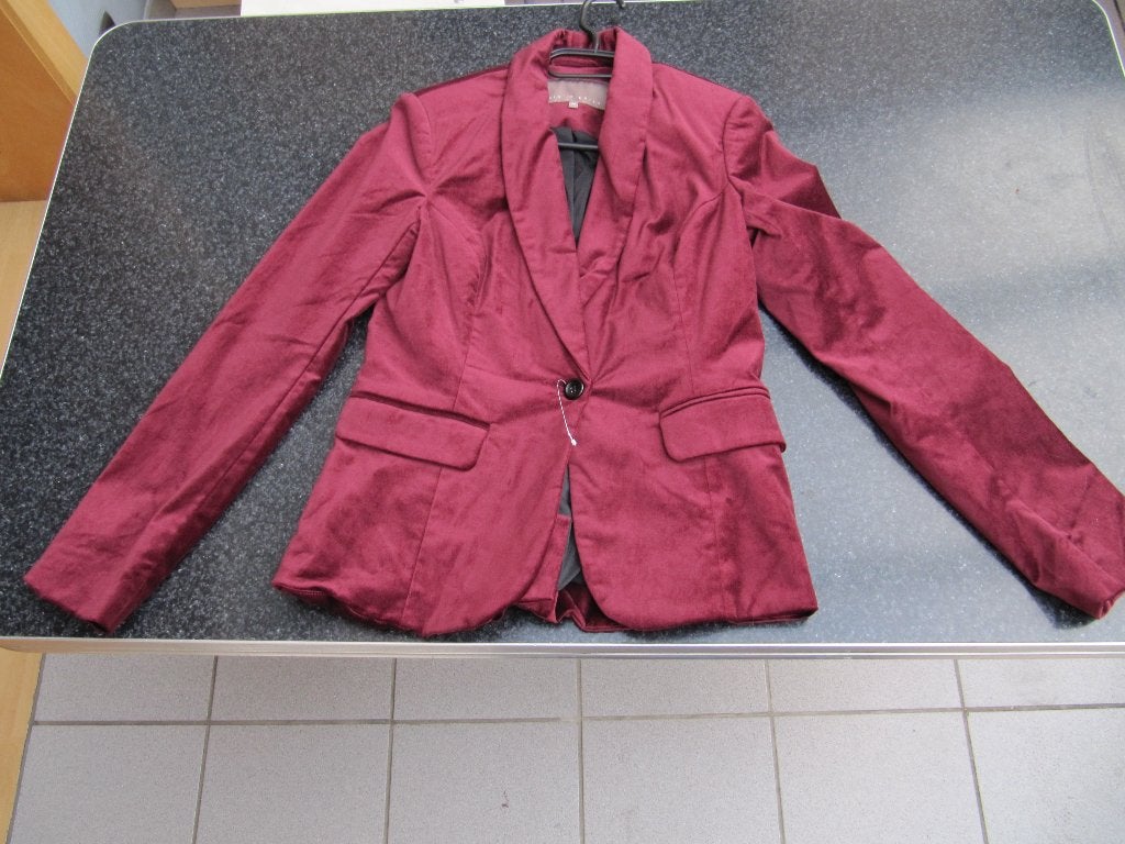 nieuwe blazer jas vest Mint & Berry 38 bordeaux velours, Neuf, Taille 38/40 (M), Enlèvement ou Envoi, Autres couleurs