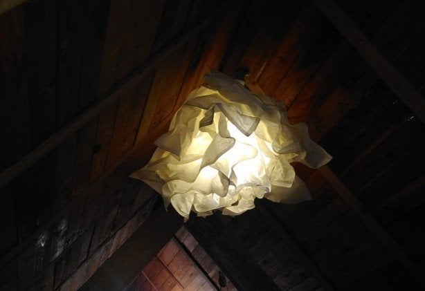 Twee papieren hanglampenkappen, Huis en Inrichting, Lampen | Lampenkappen, Ophalen, Papier/karton, 40 cm, Wit