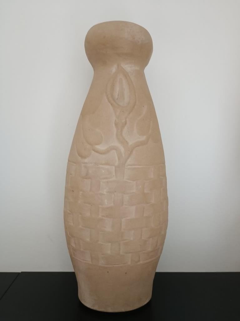 Grande poterie avec motif floral en relief - 52 cm de haut, Enlèvement
