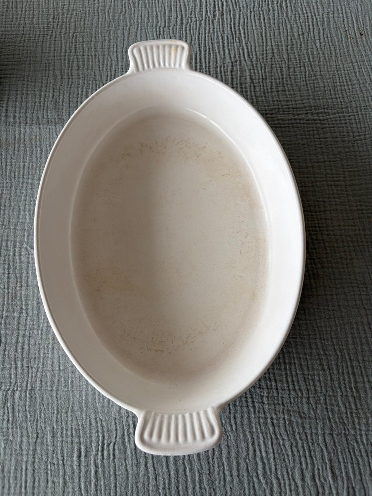 Grand plat de cuisson Le Creuset vintage blanc - taille 36, Compatible induction, Enlèvement ou Envoi, Le Creuset, Utilisé