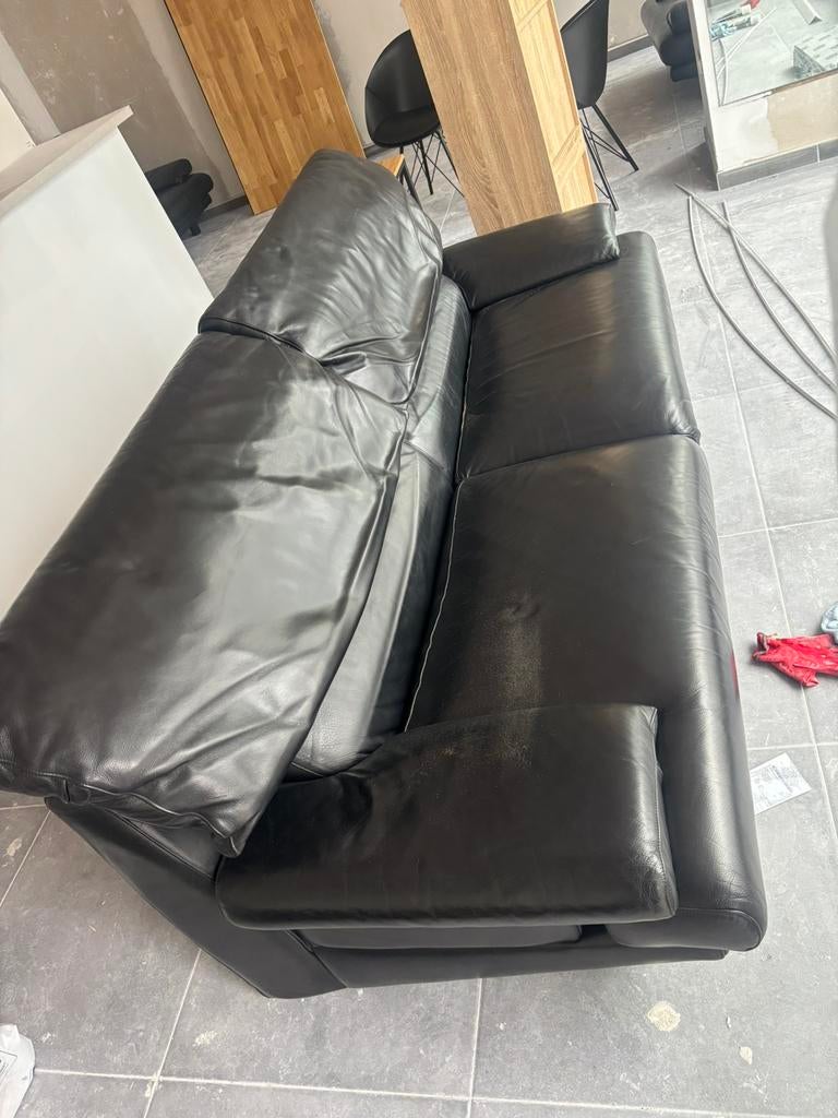 Salon en cuir noir 200euros, Maison & Meubles, Enlèvement, Utilisé, Cuir