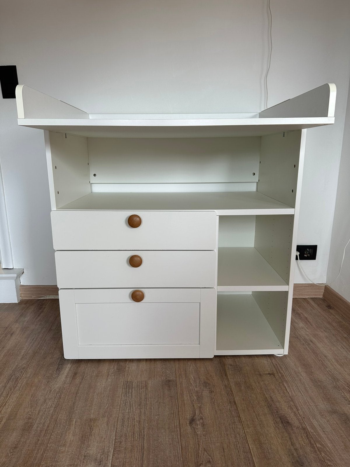 Table a langer Smastad, Enlèvement, Comme neuf, Commode