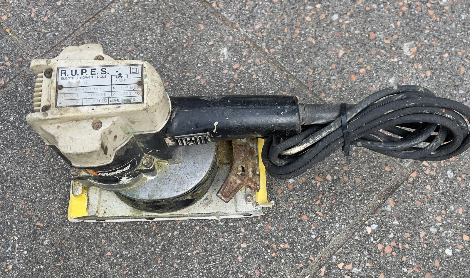 Ponceuse orbitale Rupes, excellent état, 20€, Bricolage & Construction, Outillage | Ponceuses, Enlèvement ou Envoi, Utilisé, Ponceuse orbitale