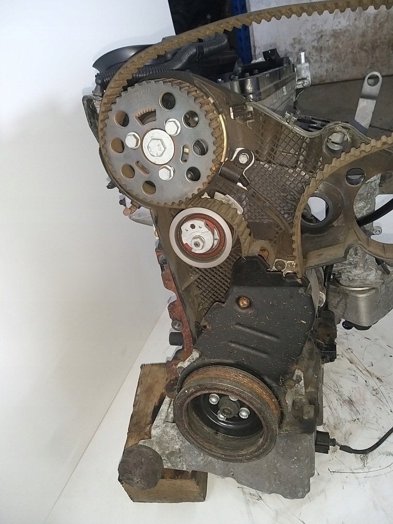 Moteur CAHA Nu A4 A6 A5 SEAT EXEO AUDI Q5, Autos : Pièces & Accessoires, Envoi, Utilisé, Daihatsu