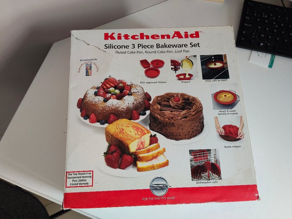 3 x nieuwe KitchenAid cakevormen, Ophalen, Nieuw, Taarten, Bakvorm
