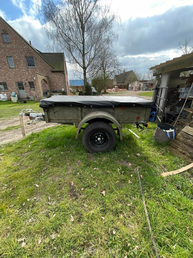 Polynorm aanhangwagen, Ophalen