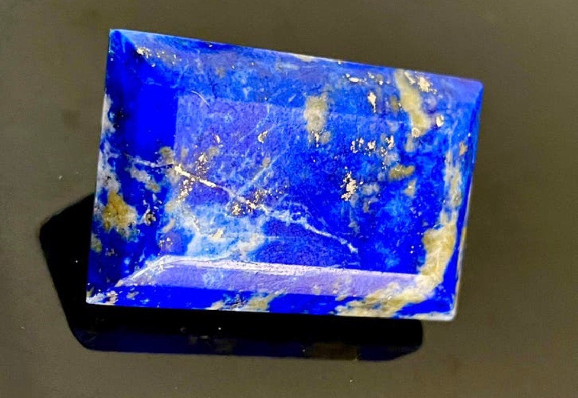 Lapis lazuli, een edelsteen-20 grm 3,5x2,5 cm, Handtassen en Accessoires, Edelstenen, Ophalen of Verzenden, Zo goed als nieuw