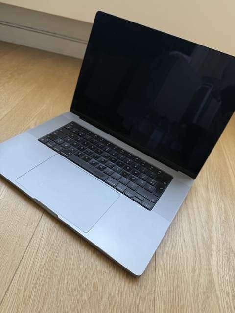 MacBook Pro 16" M1 Pro 2021 - 16 Go - SSD 512 Go - AZERTY, Computers en Software, Gebruikt, 512 GB, 16 inch, Azerty