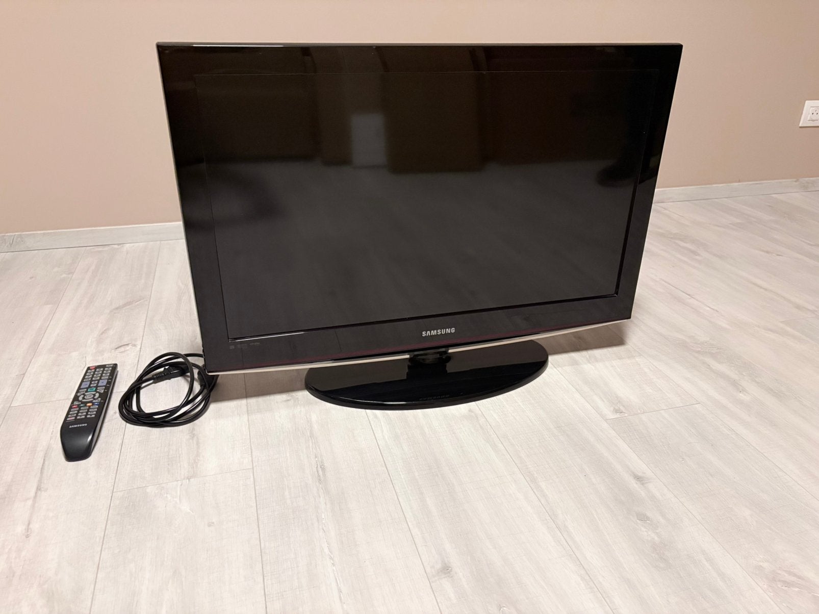 Tv samsung 32inch (2 beschikbaar), Audio, Tv en Foto, Televisies, Ophalen, Zo goed als nieuw, LCD, Samsung