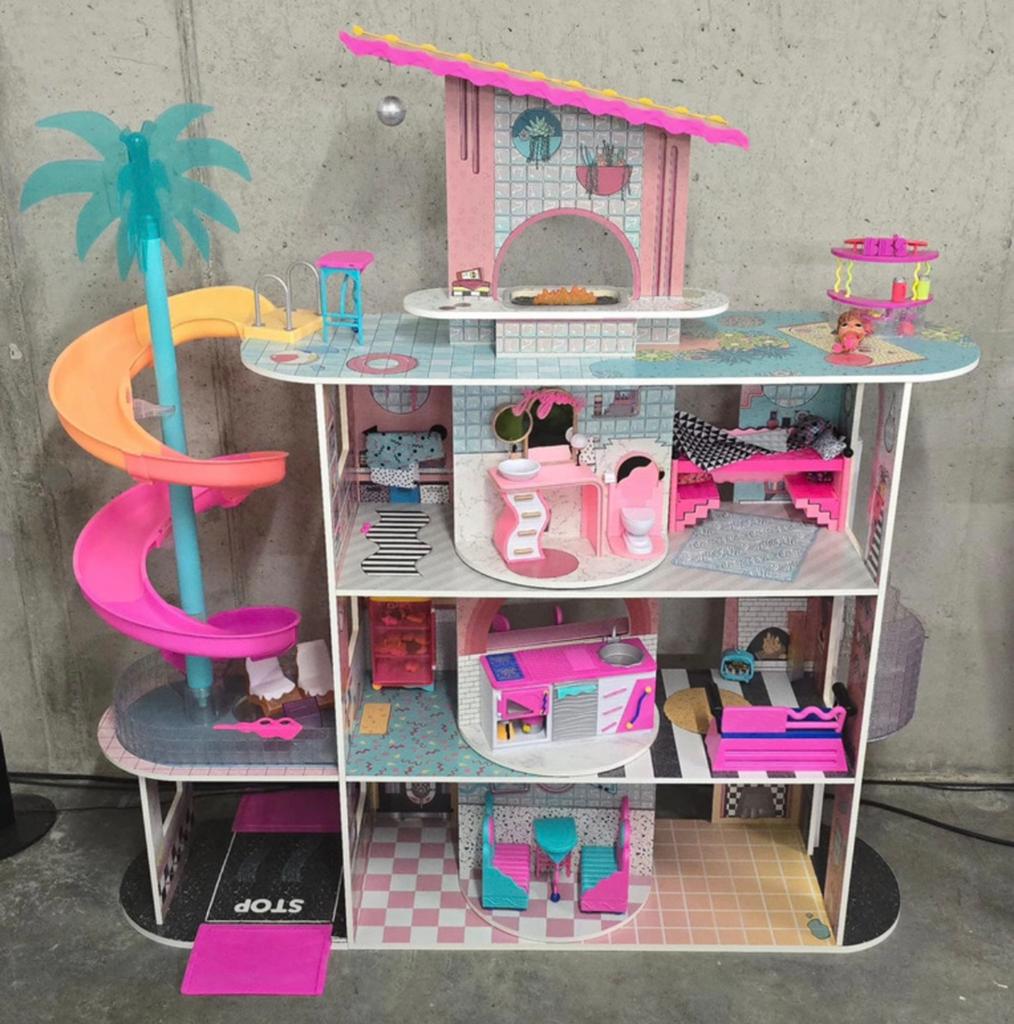 L.O.L poppenhuis, Kinderen en Baby's, Speelgoed | Poppenhuizen, Ophalen, Zo goed als nieuw, Poppenhuis