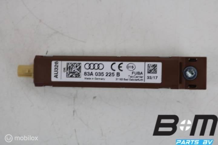 Antenneversterker links boven Audi Q3 F3 83A035225B, Auto diversen, Autoradio's, Gebruikt