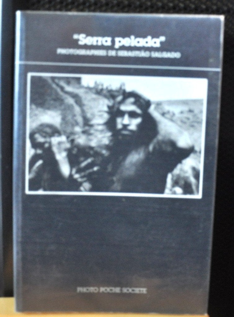 livre photographie  de sebasiao salgado serra pelada (x2243), Livres, Enlèvement ou Envoi, Sebastiao salgado, Comme neuf, Photographie général