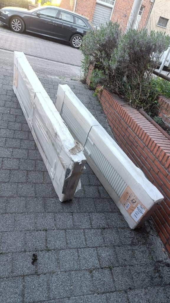 2 radiatoren, Doe-het-zelf en Bouw, Verwarming en Radiatoren, Ophalen, 30 tot 80 cm, Radiator, Nieuw