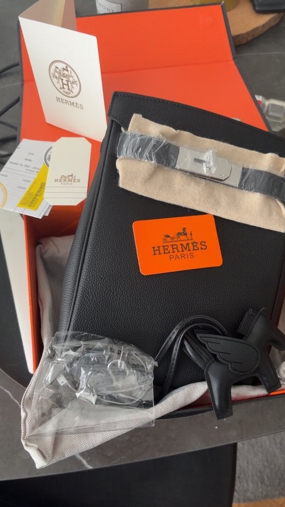 Hermes Sac a dos, Neuf, Cuir, 30 à 40 cm, 30 à 40 cm