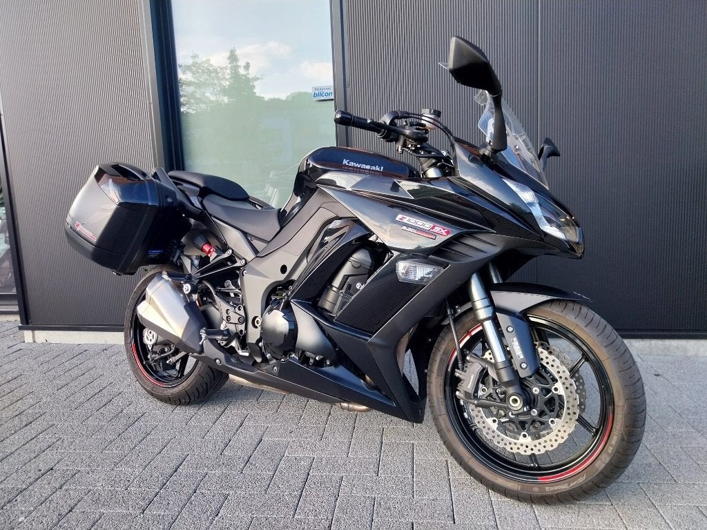 Kawasaki z1000sx Met Garantie!, Motoren, 4 cilinders, Bedrijf, Sport, Meer dan 35 kW
