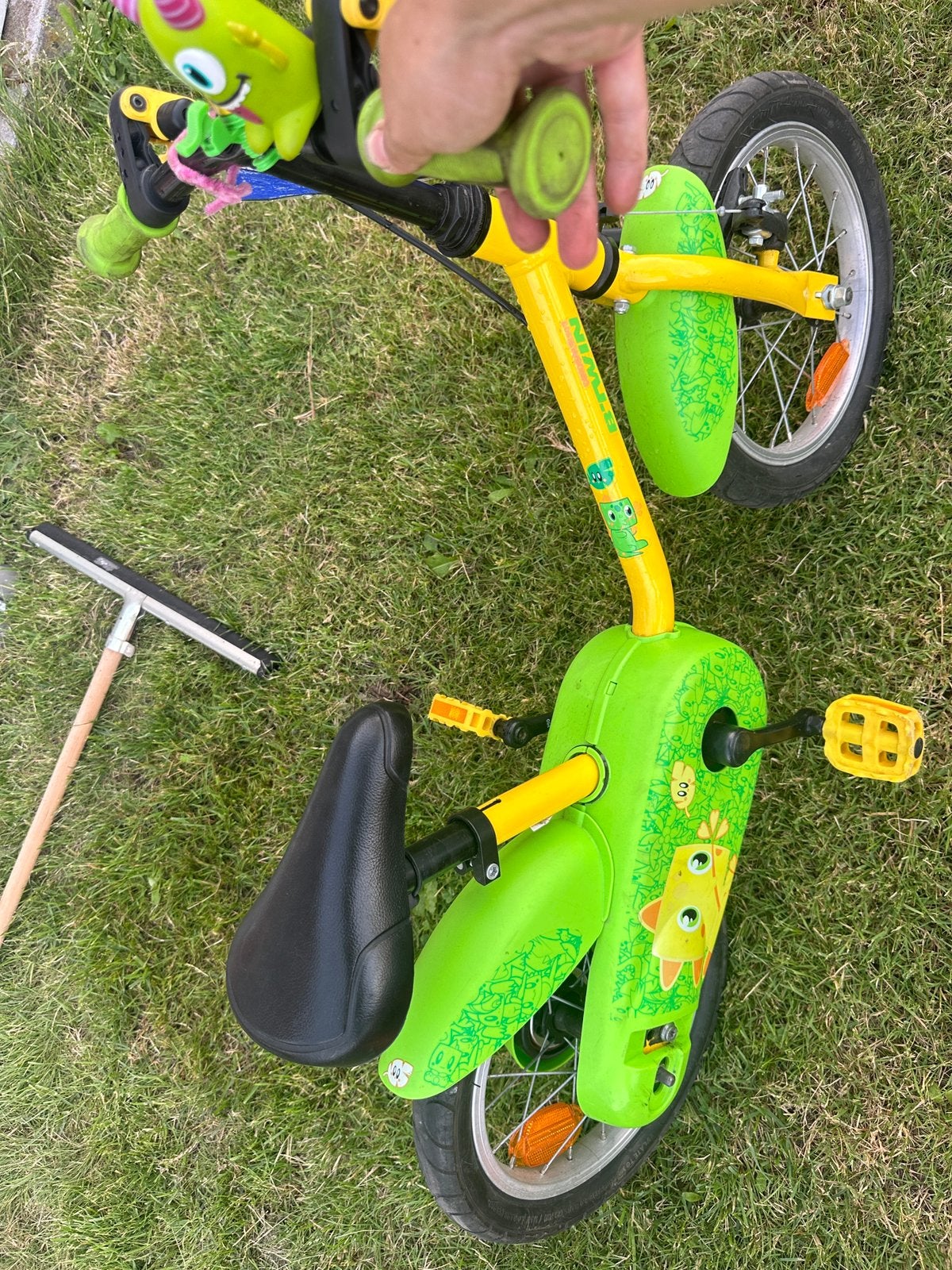 kinderfiets, Kinderen en Baby's, Speelgoed | Buiten | Skelters, Zo goed als nieuw, Ophalen