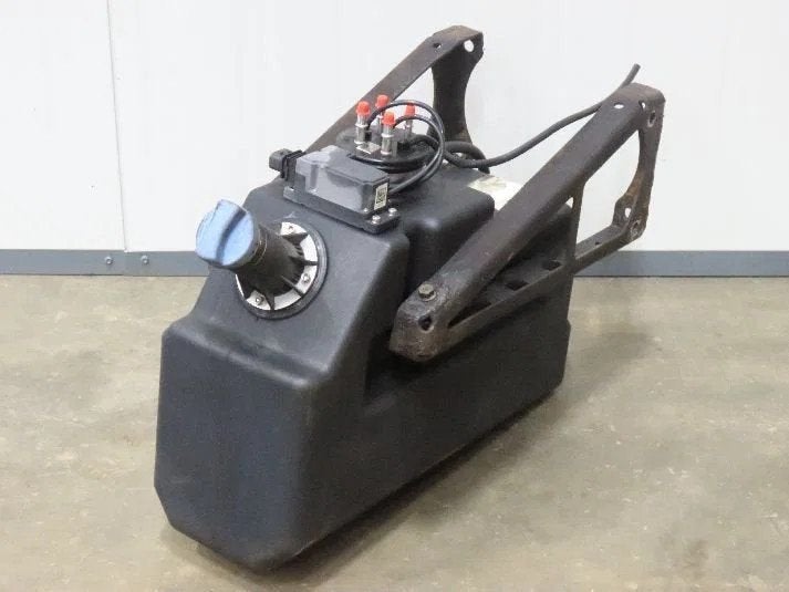 MAN Exhaust System AdBlue tank 35L, Auto-onderdelen, Ophalen, Gebruikt