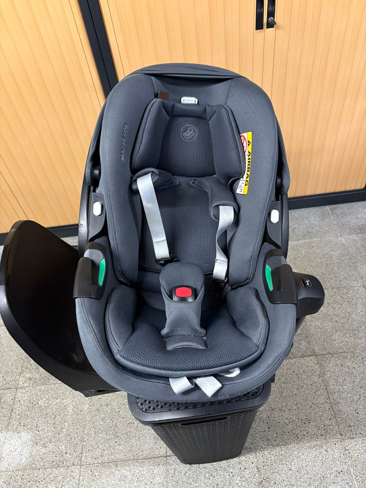 Maxi cosi pebble 360 pro2 + familyfix 360 PRO, Ophalen, Zo goed als nieuw, Isofix