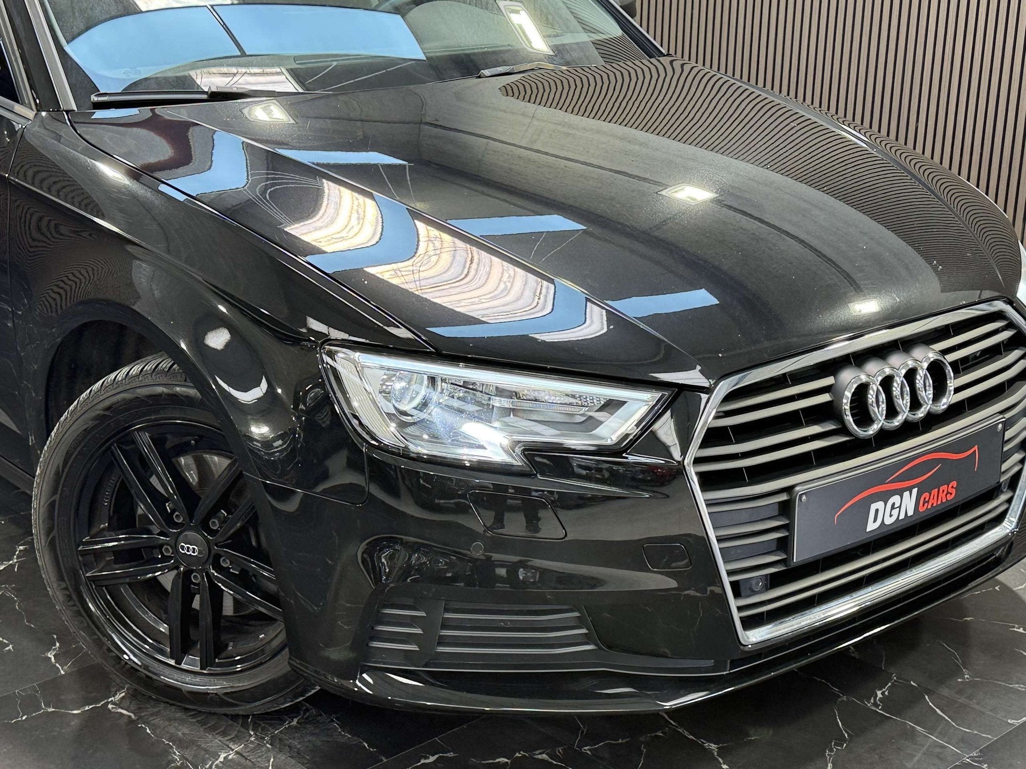 Audi A3 A3 Sportback 1.6 TDi Sport S tronic (automatique), Autos, Audi, Achat, Entreprise, 116 ch, Noir