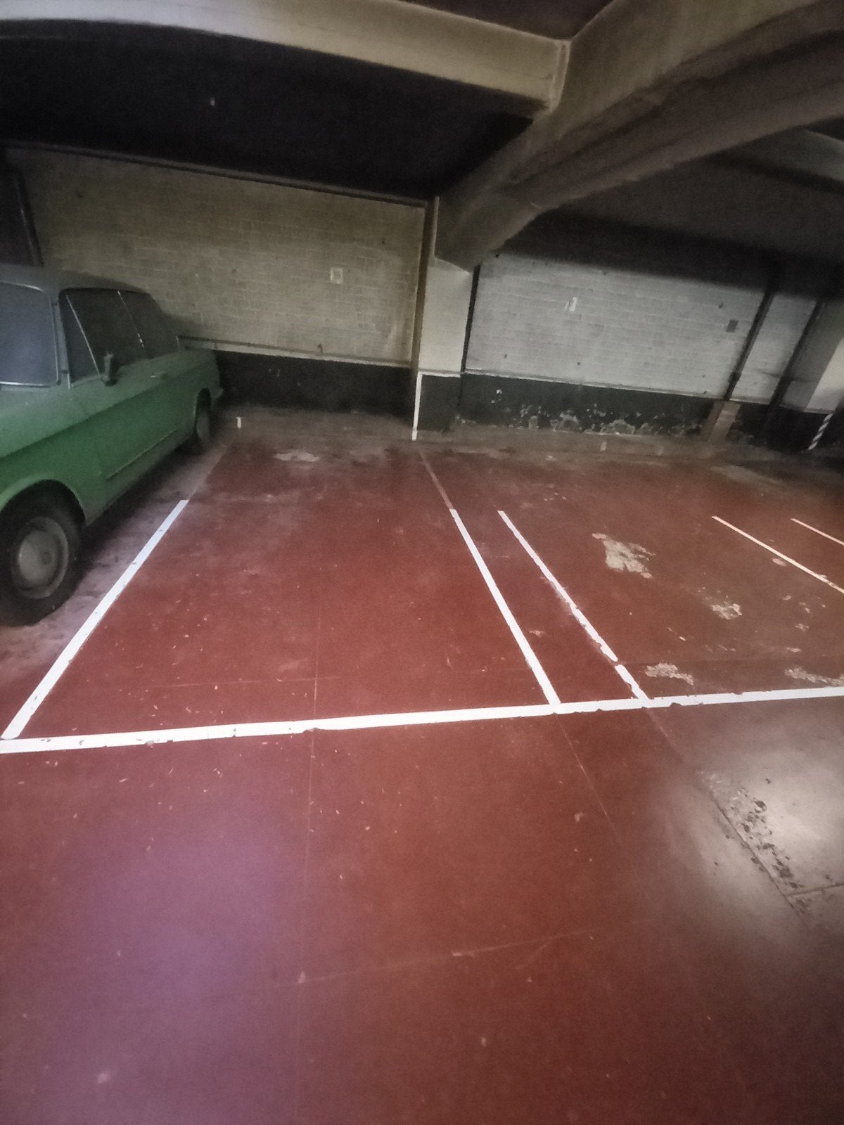 emplacement parking interieur a vendre Sur koekelberg, Immo