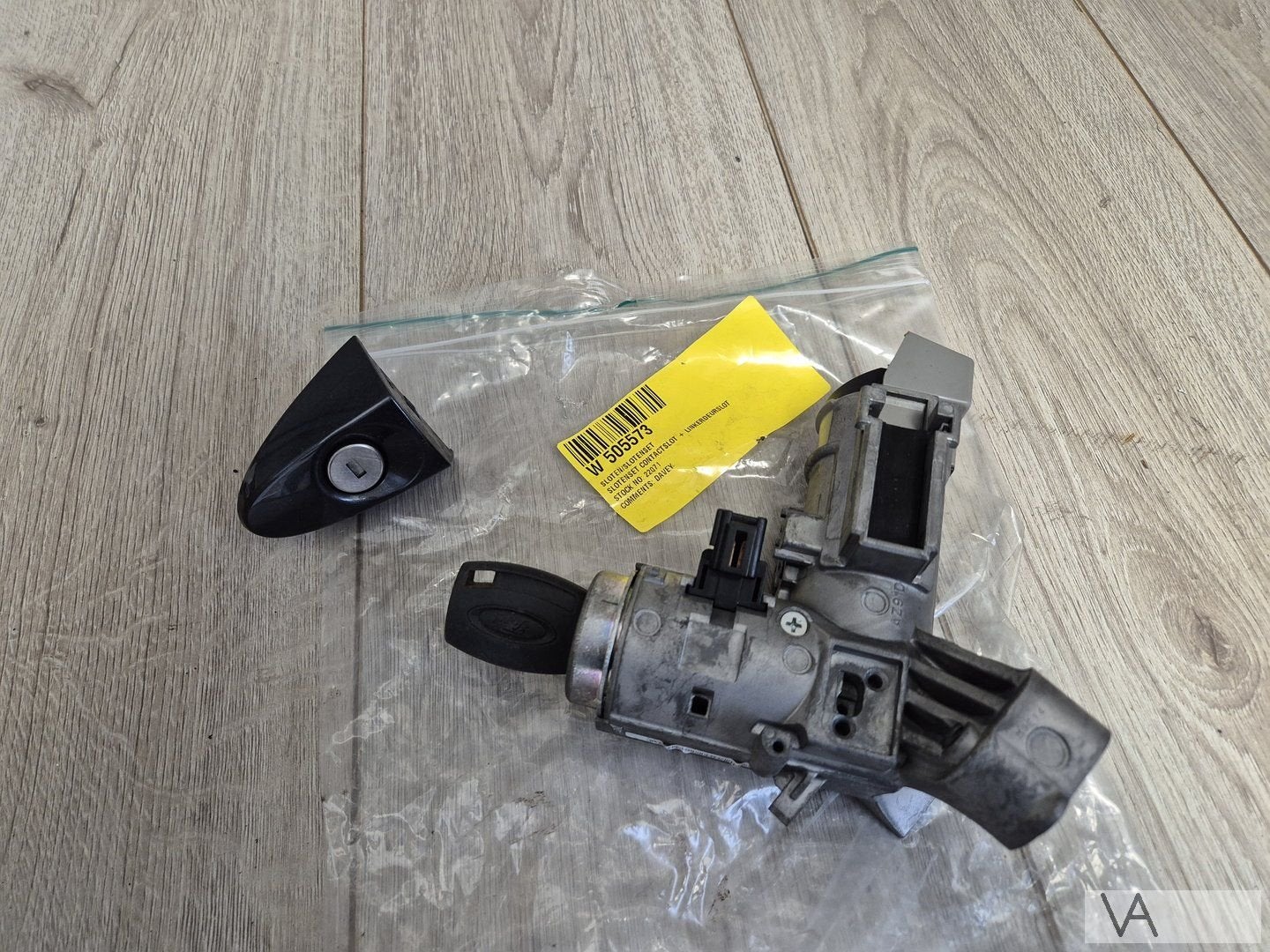 Ford Fiesta 2009 - 2017 contactslot + sleutel + slot LV €30, Auto-onderdelen, Gebruikt, -, -, Ophalen of Verzenden