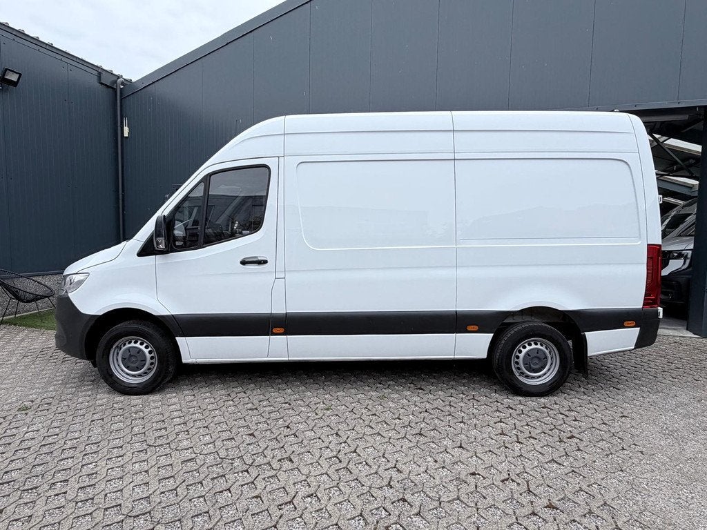 Mercedes-Benz Sprinter 314cdi - Automaat/L2H2/Trekhaak - 205, Auto's, Mercedes-Benz, Automaat, https://public.car-pass.be/vhr/b247d6ef-1e35-4753-af18-db64241e608f