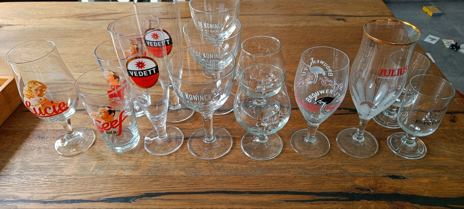 Diverse bierglazen (15) Vedett - De Koninck - Seef en ander, Ophalen, Gebruikt, Bierglas