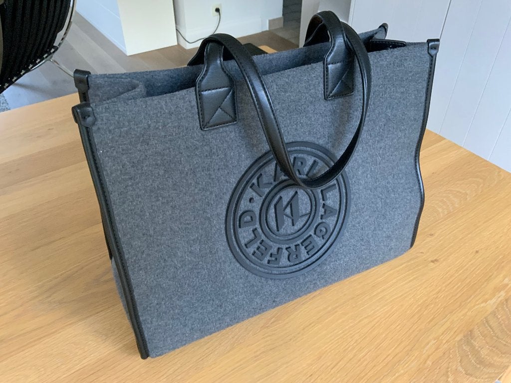 Draagtas Karl Lagerfeld, Handtassen en Accessoires, Ophalen of Verzenden, Zo goed als nieuw, Grijs, Handtas
