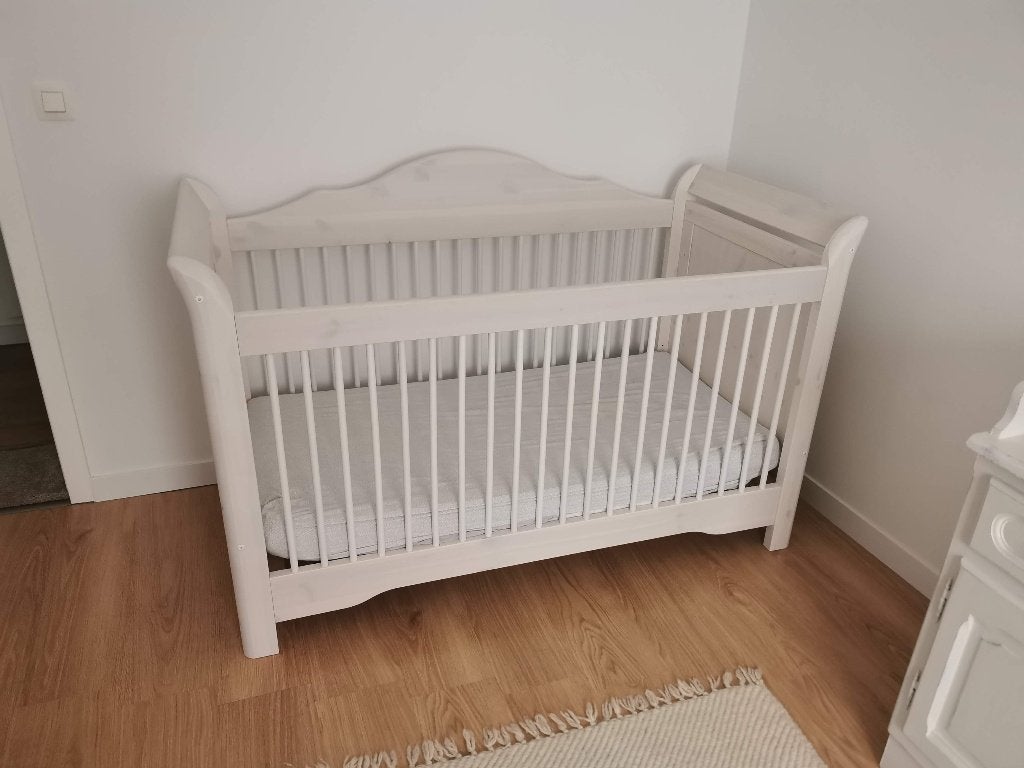 Babybed - massief hout - Matras Cocolatex - Zeer goede staat, Ophalen, Gebruikt, Wieg
