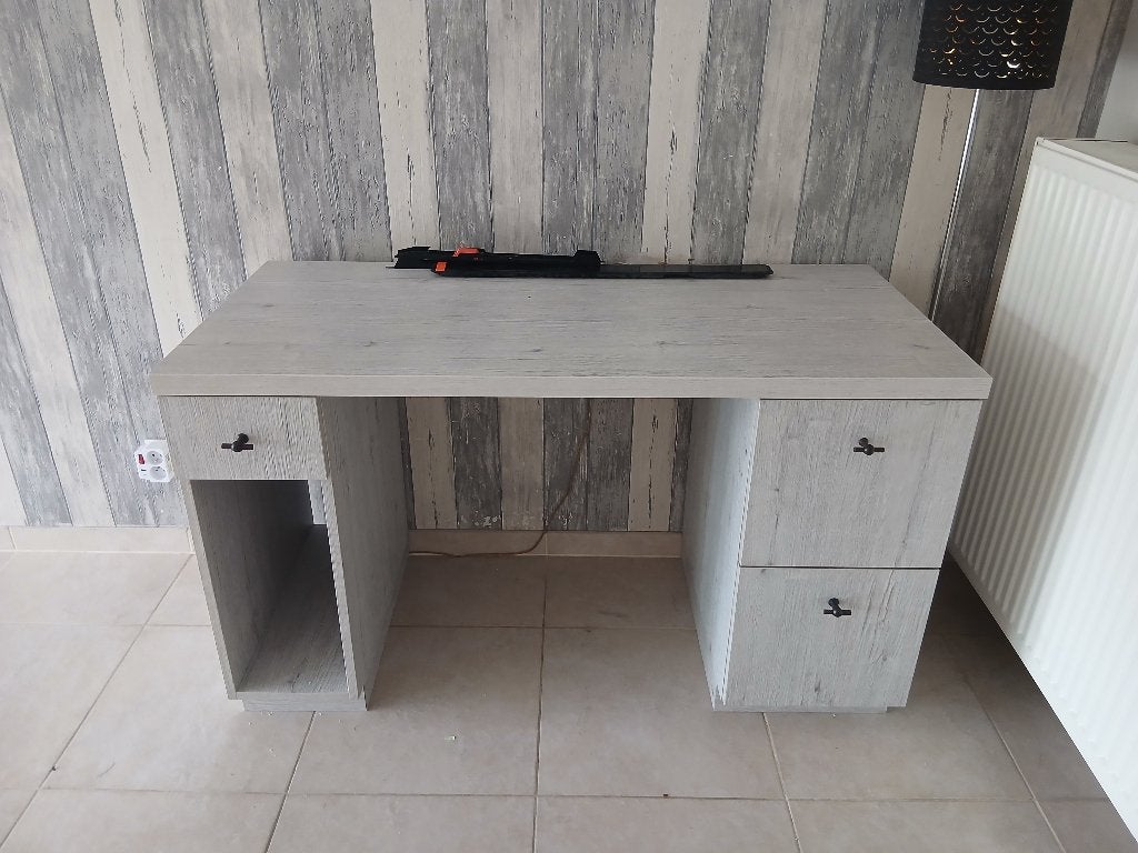 Bureau, Maison & Meubles, Bureaux, Comme neuf, Enlèvement, Bois, Gris