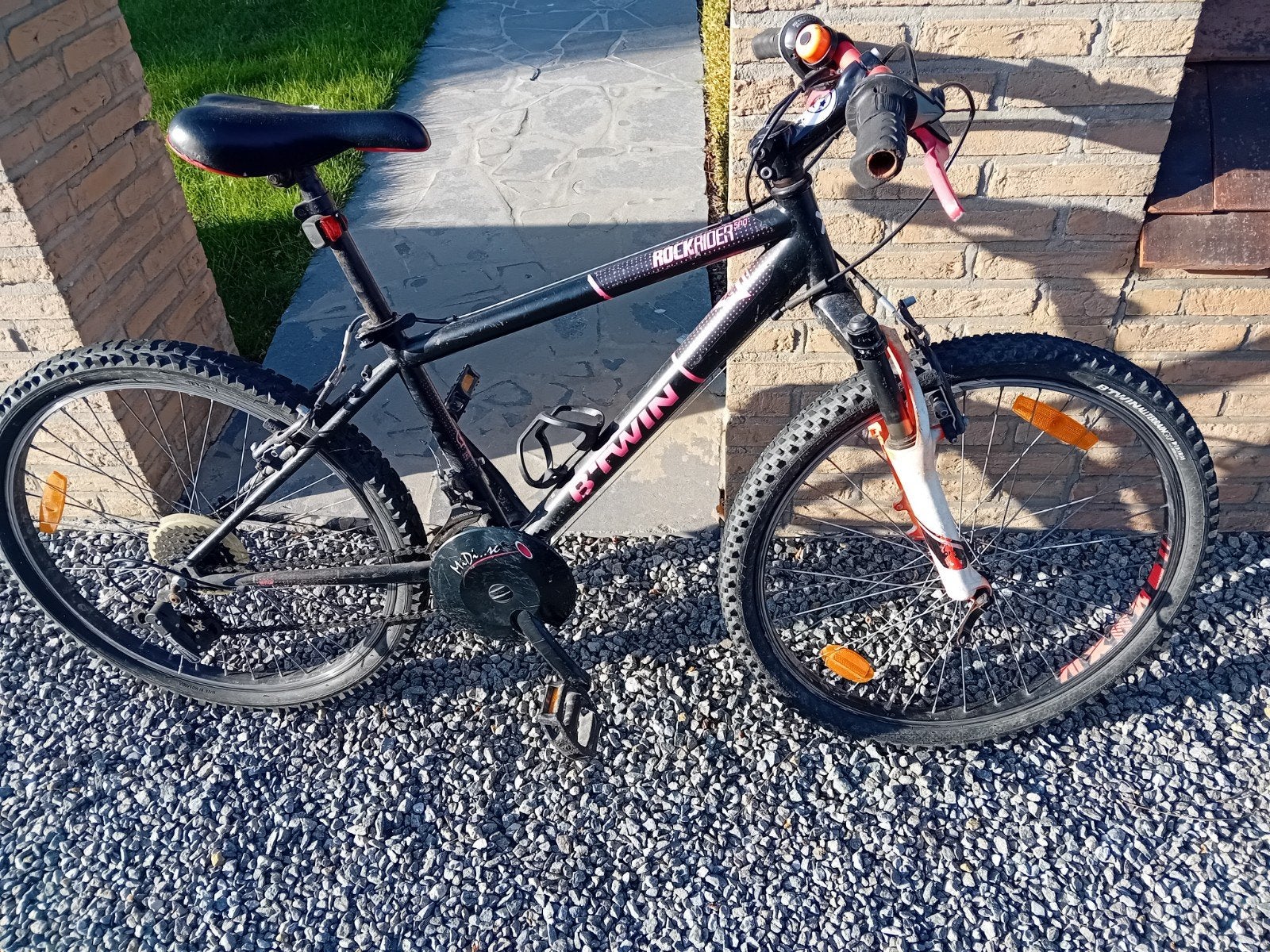 B'Twin Rockrider kinder mountainbike roze oranje, Hardtail, Ophalen, Gebruikt, Overige merken