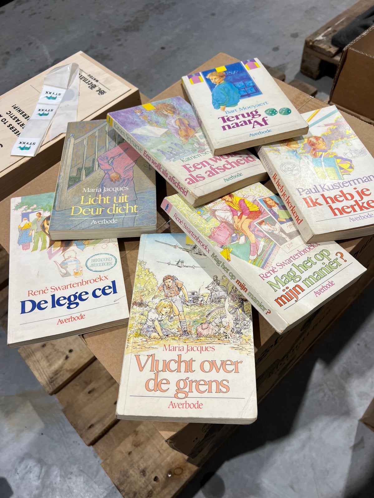 Averbode boeken, Enlèvement, Comme neuf