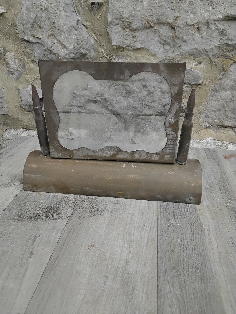 Militaria objet de tranchee, Enlèvement ou Envoi, Armée de terre, Objet d'art
