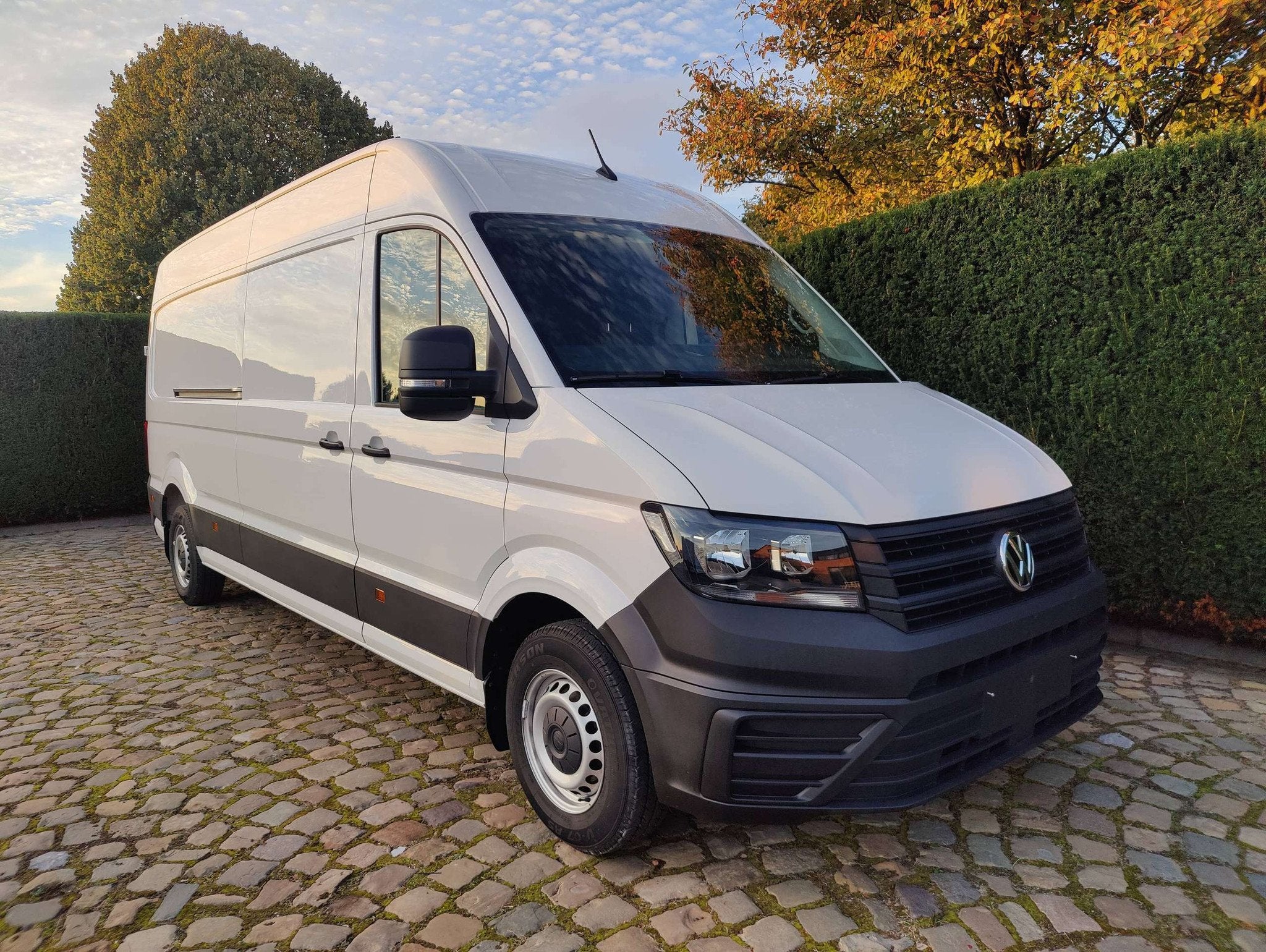Volkswagen Crafter Crafter 2.0 CR TDi L4H3 Aut. (bj 2024), Gebruikt, Zwart, 4 cilinders, Volkswagen