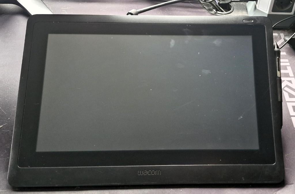Wacom Cintiq 16 Tekentablet, Informatique & Logiciels, Multi-touch, Enlèvement, Utilisé, Filaire