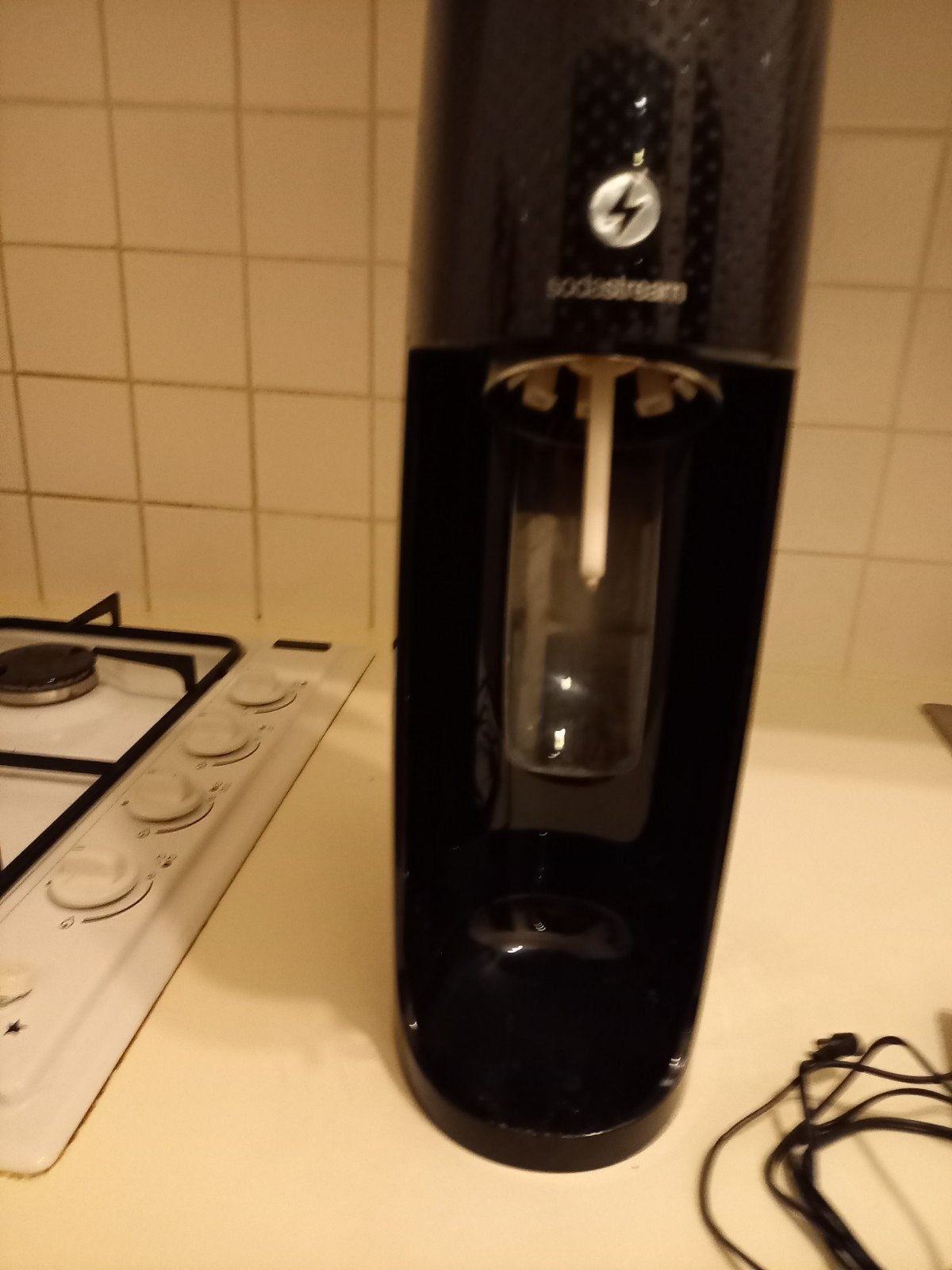 sodastream Electric toestel met oplader en 1 plastieken fles, Enlèvement, Comme neuf