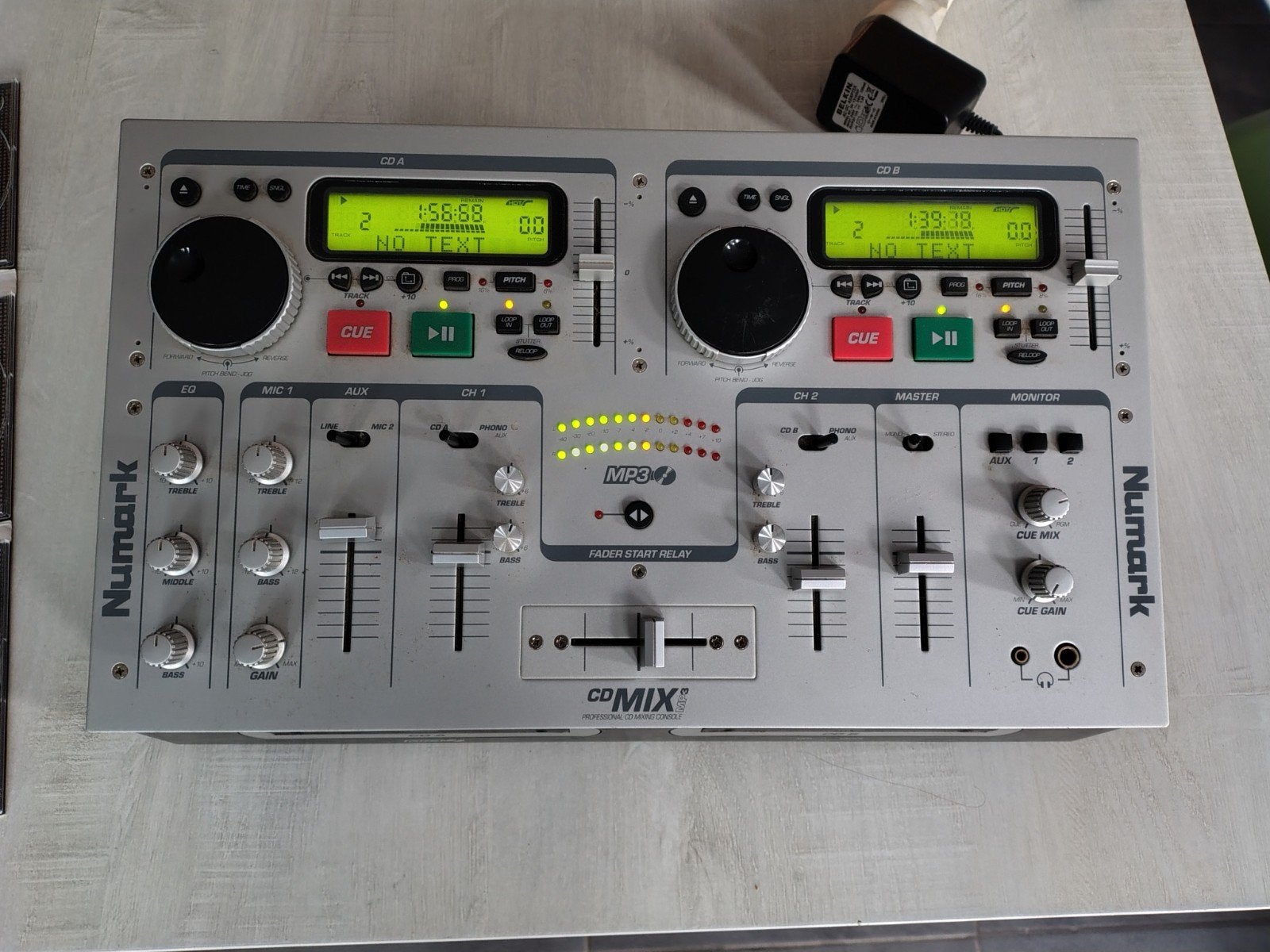 Numark CDMIX MP3, Muziek en Instrumenten, Ophalen of Verzenden, Gebruikt, Draaitafel, Numark