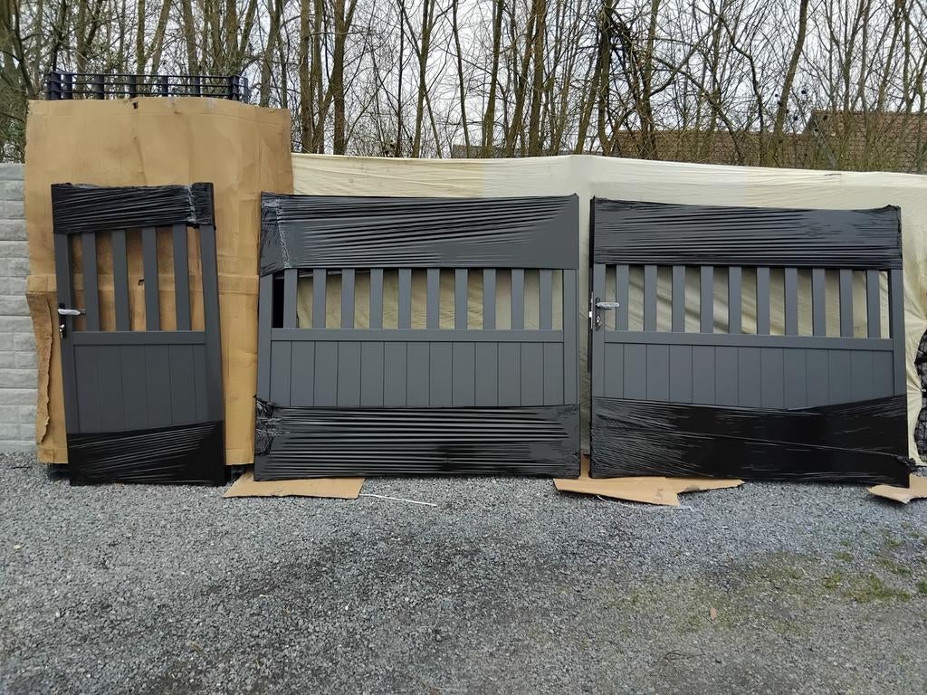 Portail portillon Aluminium gris anthracite 7016, Jardin & Terrasse, Clôtures de jardin, Aluminium