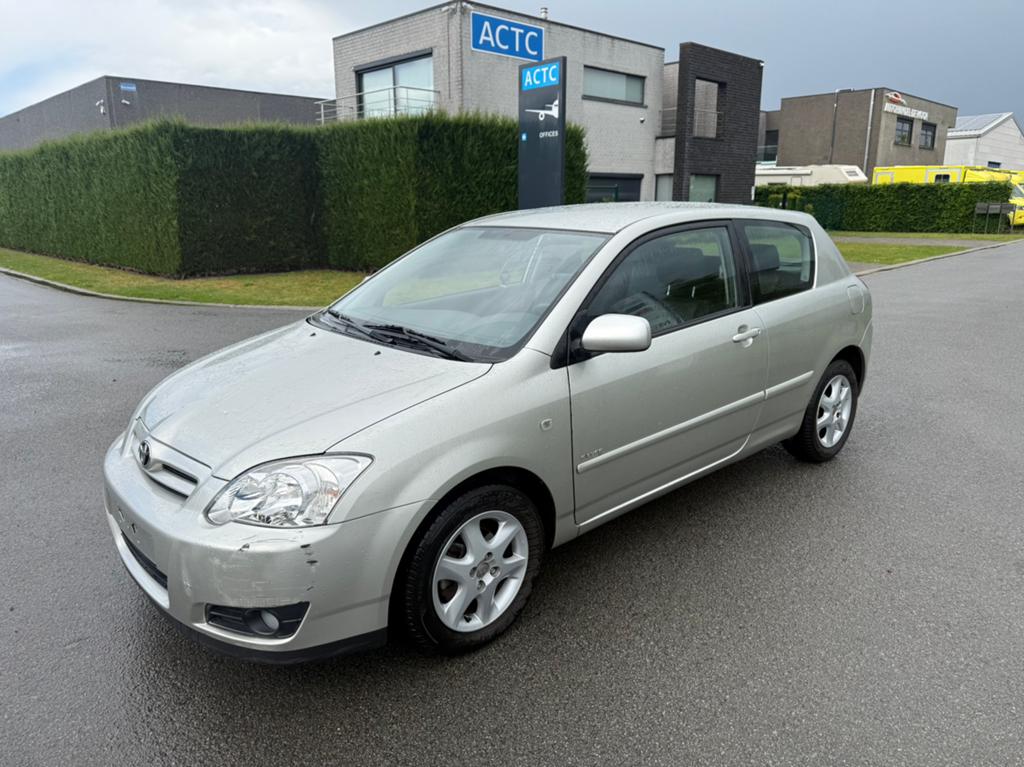 Toyota Corolla 1.4 Benzine , 2007 , 1.4 Benzine , 49.000 KM, Stof, Zwart, Corolla, Bedrijf