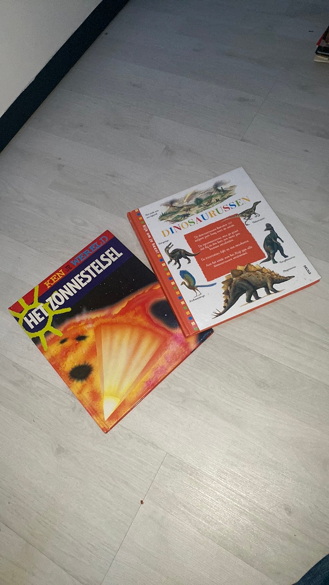 2 kinder leerboeken, Livres, Science-fiction, Enlèvement, Comme neuf