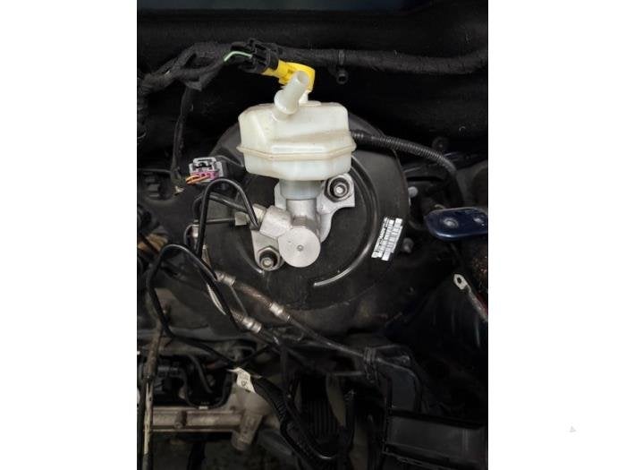 Rembekrachtiger van een Opel Zafira C, Gebruikt, -, -, Opel