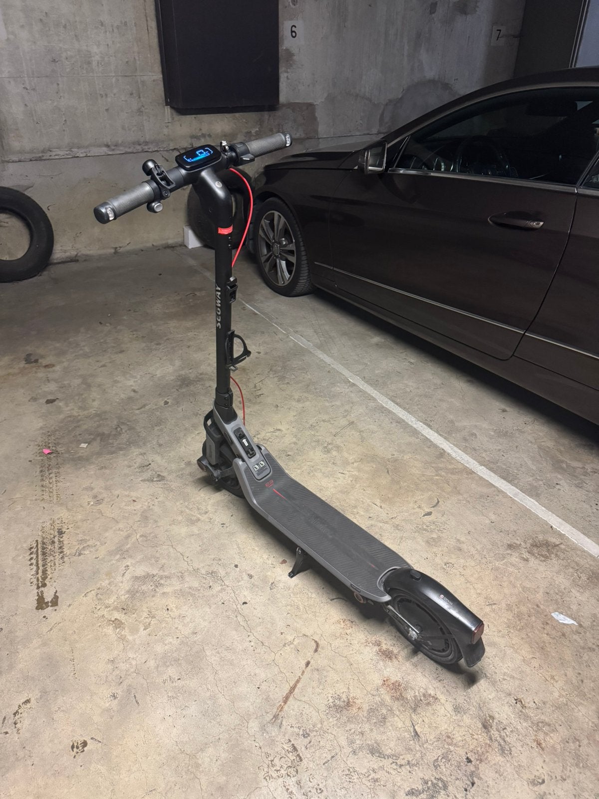 Ninebot E3 pro, Fietsen en Brommers, Ophalen, Zo goed als nieuw, Elektrische step (E-scooter)